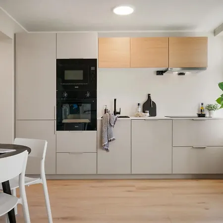 Panorama - View In L 1-bedroom